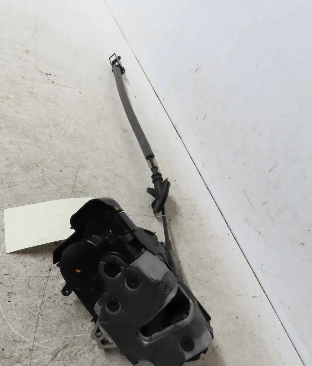 Serrure porte avg FORD PUMA II occasion
