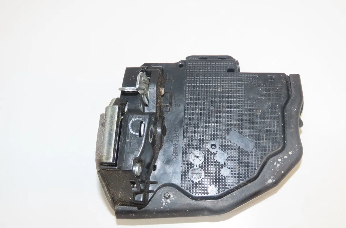 Serrure porte avg Honda CIVIC IX (FK) 1.6 i-dtec (fk3) (2013) occasion