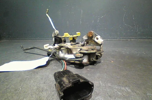 Serrure porte avg Hyundai GALLOPER II (JK-01) 2.5 td intercooler (1998-2003) 5 portes occasion
