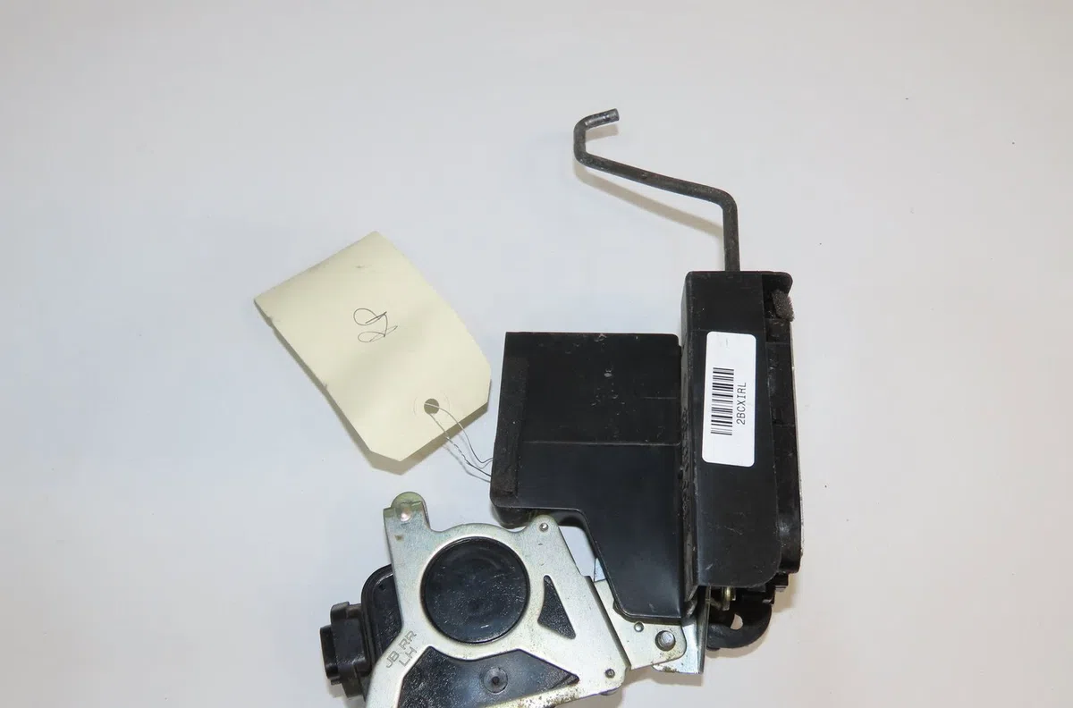 Serrure porte avg Kia RIO II (JB) 1.5 crdi (2005-2011) occasion