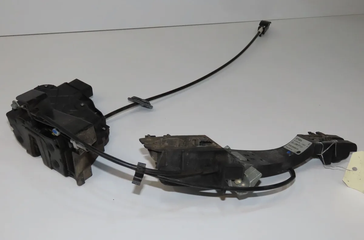 Serrure porte avg Land rover FREELANDER 2 (L359) 2.2 td4 4x4 (2006-2014) occasion
