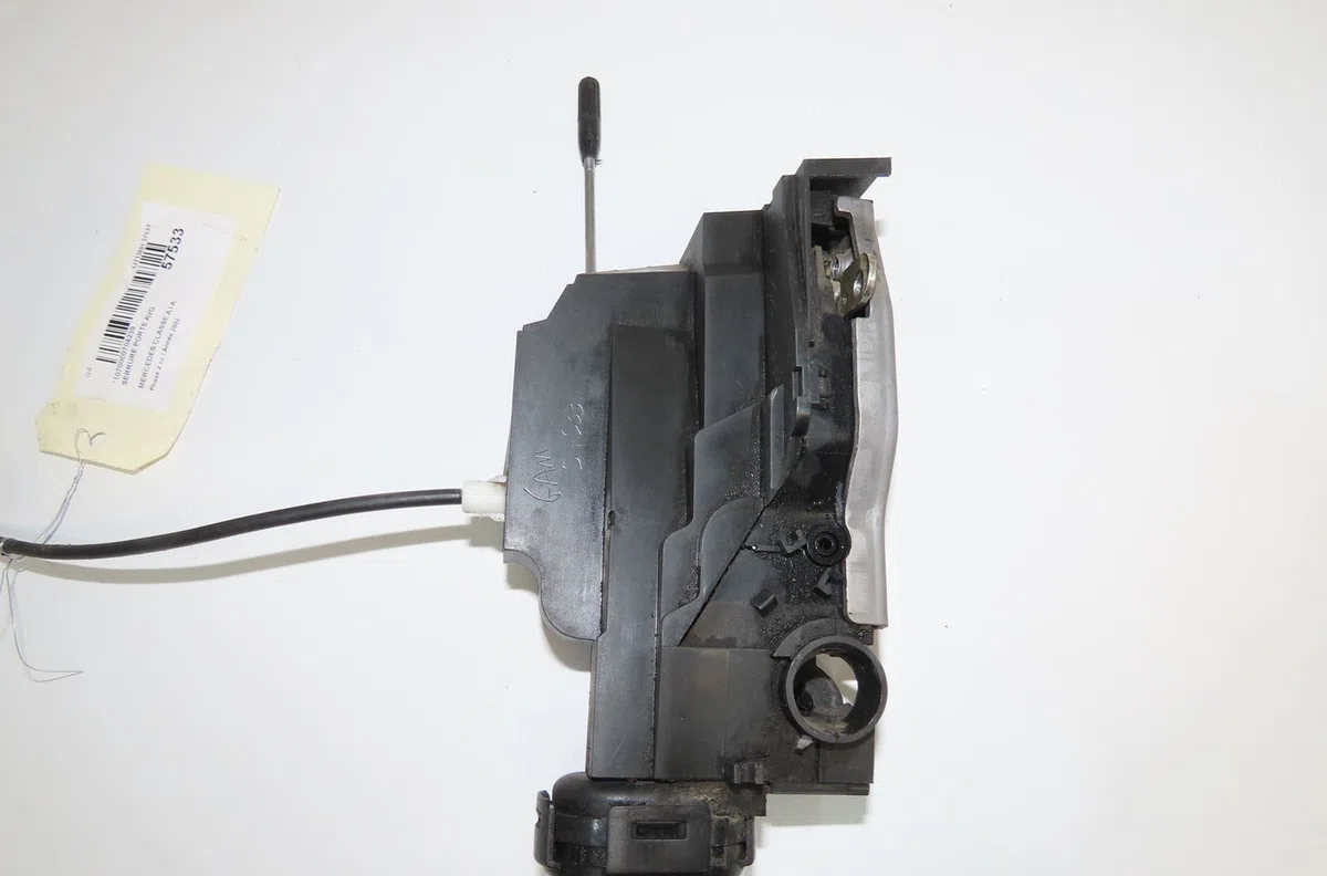 Serrure porte avg Mercedes-benz CLASSE A (W168) A 170 cdi (168.009, 168.109) (2001-2004) occasion