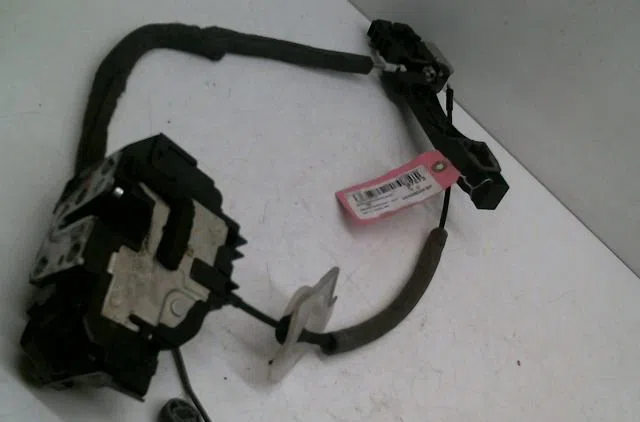 Serrure porte avg Nissan QASHQAI - QASHQAI 2 I (J10, NJ10, JJ10E) 1.5 dci (2010-2013) 5 portes occasion