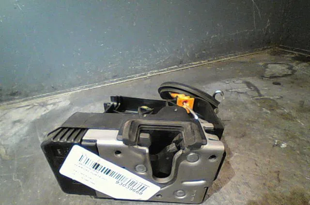 Serrure porte avg Opel MERIVA A Monospace (X03) 1.3 cdti (e75) (2003-2010) occasion