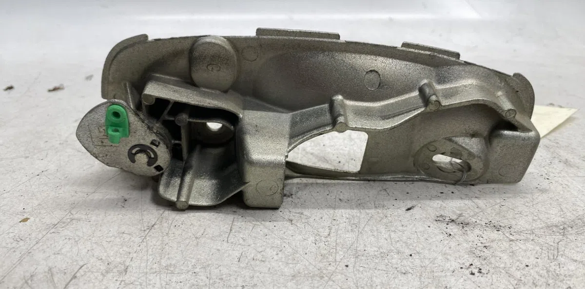Serrure porte avg Opel VIVARO A Autobus-Autocar (X83) 2.0 cdti (f7, j7, a07) (2006-2014) occasion