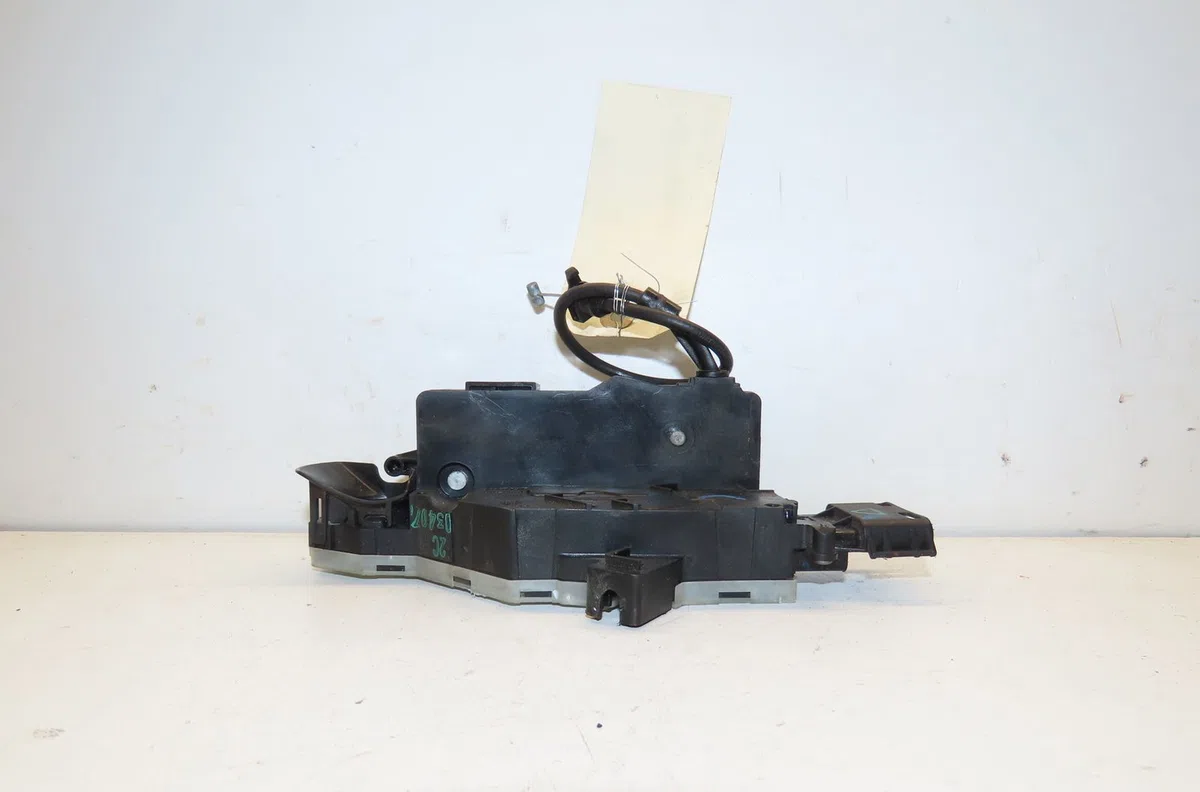Serrure porte avg Peugeot 207-207 (WA_, WC_) 1.4 (2006-2013) 5 portes occasion