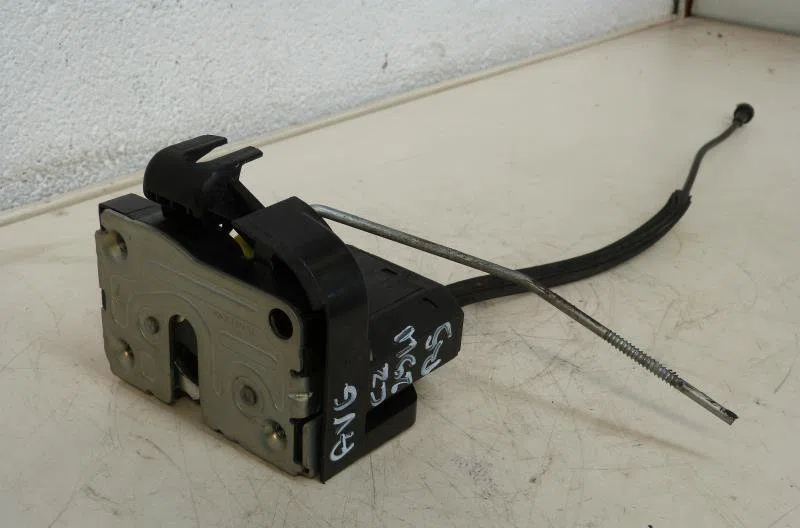 Serrure porte avg RENAULT CLIO 2 PHASE 2 occasion