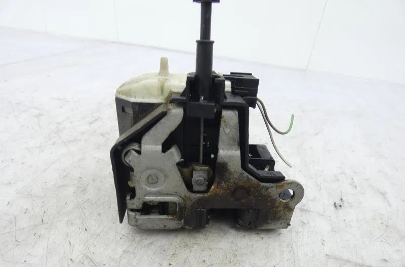 Serrure porte avg RENAULT CLIO 2 PHASE 2 occasion