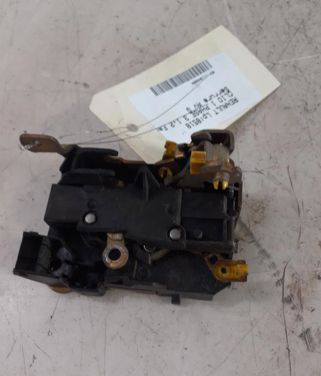 Serrure porte avg Renault CLIO I (B-C57_, 5-357_) 1.2 (b-c-s57a, b-c57s, 5-357f, 5-357j, 5-357l, 5-357r) (1990-1998) 5 p