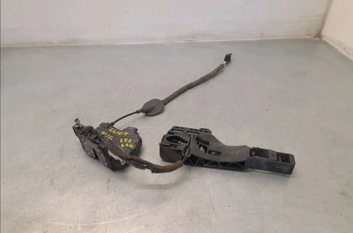 Serrure porte avg Renault CLIO V (B7_) 1.0 tce 100 (b7mt) (2019) occasion