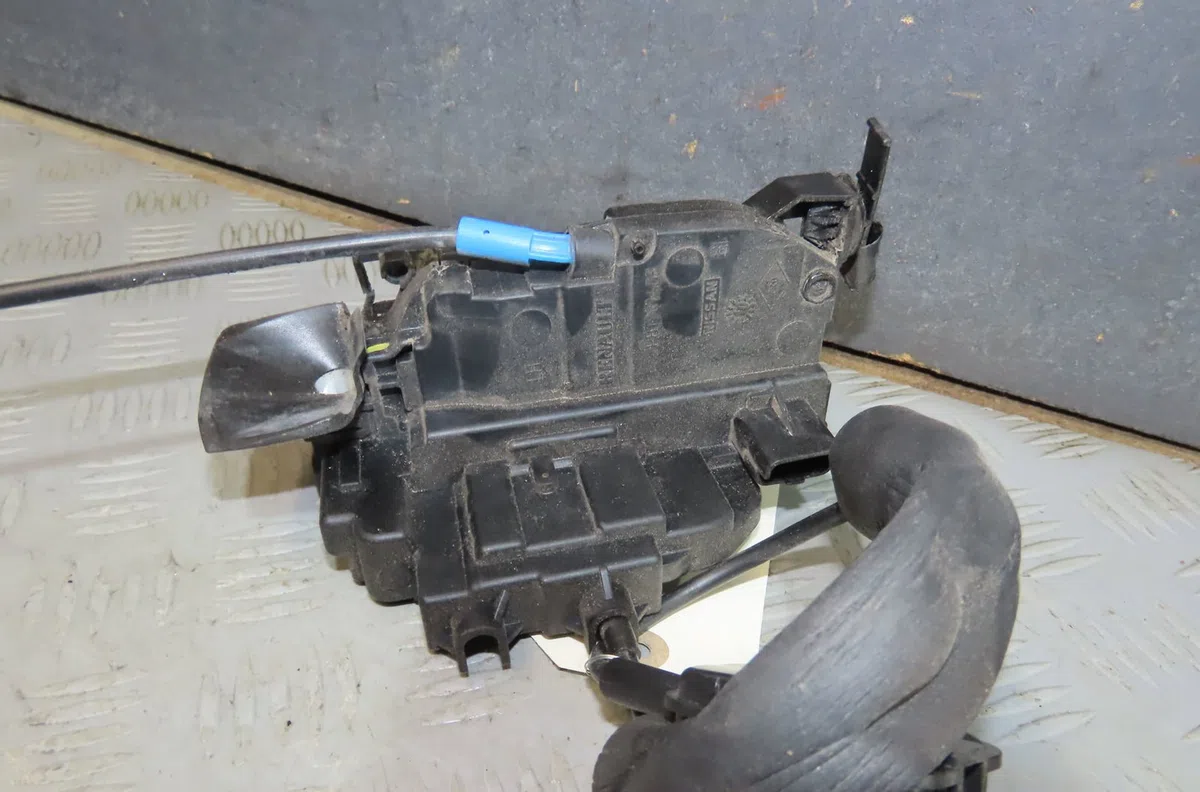 Serrure porte avg Renault LAGUNA III (BT0-1) 1.5 dci (bt00, bt0a, bt0t, bt1j) (2007-2015) 5 portes occasion
