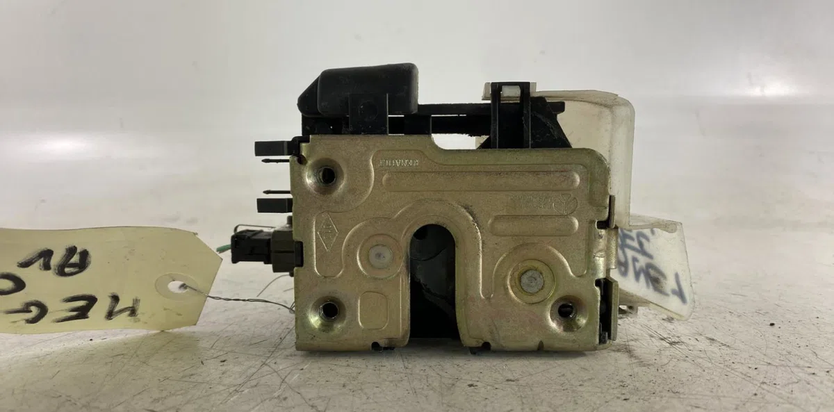 Serrure porte avg Renault MEGANE I Coupé (DA0-1_) 1.6 e (da0f) (1996-1999) occasion
