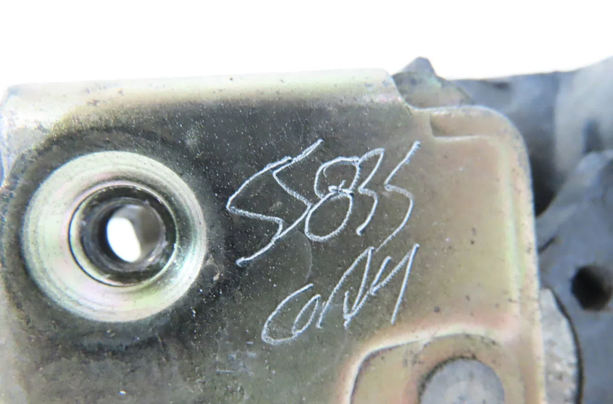 Serrure porte avg Renault SUPER 5 (B-C40_) 1.4 cat (b-c-407) (1985-1996) occasion