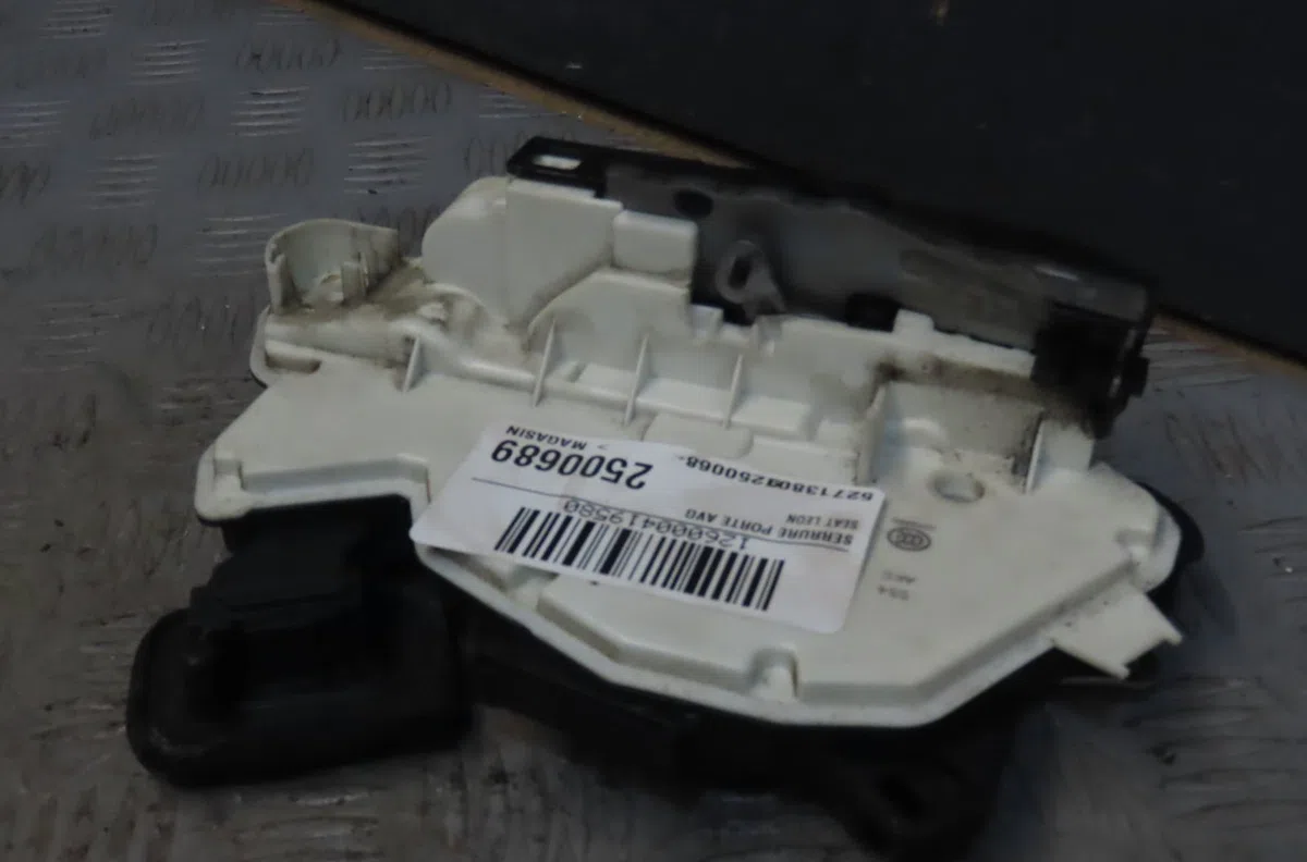 Serrure porte avg Seat LEON (5F1) 1.2 tsi (2012-2018) occasion