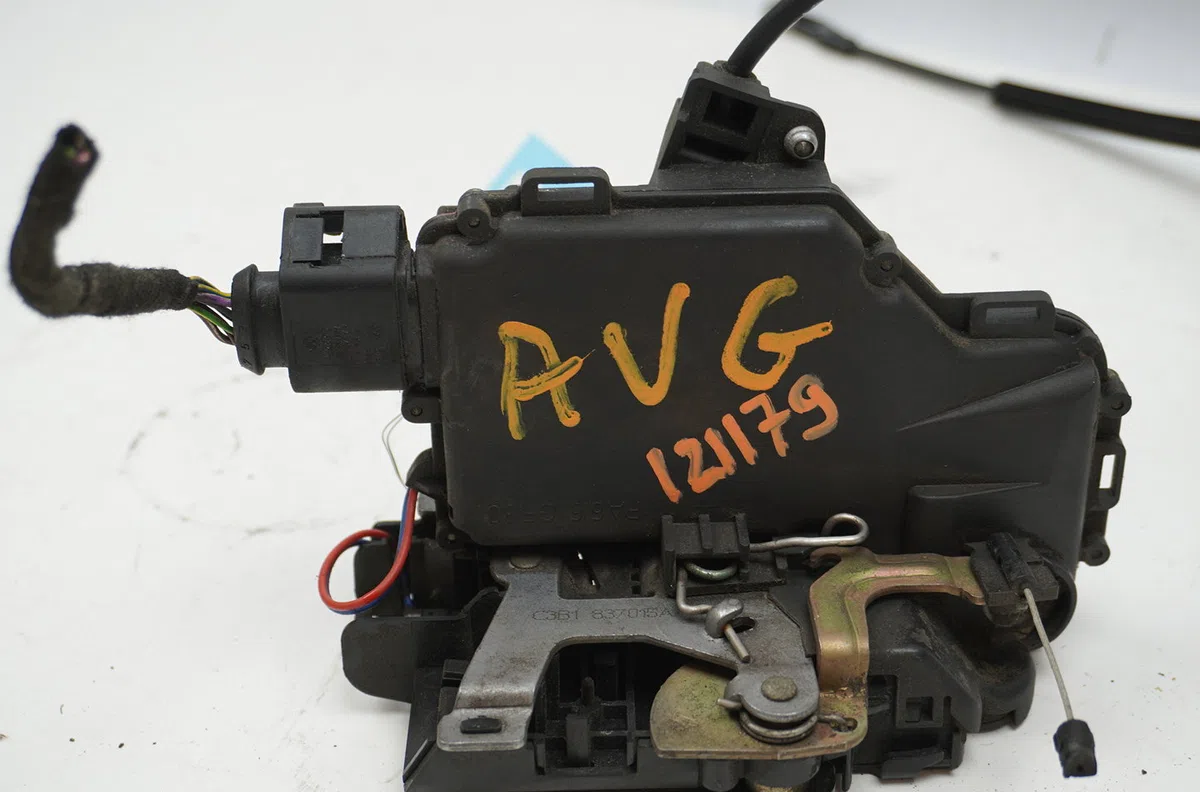 Serrure porte avg Volkswagen GOLF IV (1J1) 1.9 tdi (1997-2004) occasion