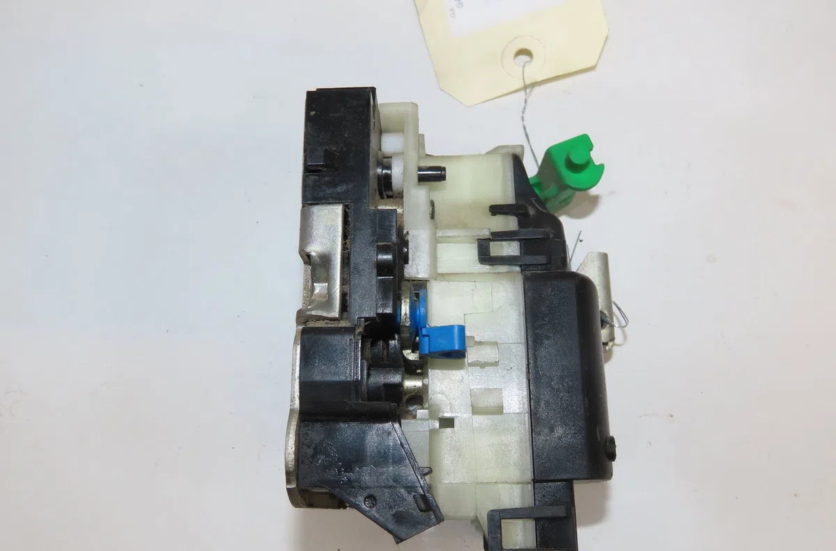 Serrure porte coulissante d Renault KANGOO (KC0-1_) 1.5 dci (2003) occasion