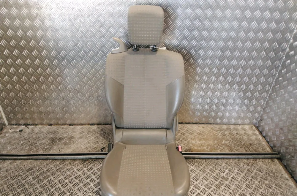 Siège arrière droit Renault SCÉNIC II (JM0-1_) 1.9 dci (jm0g, jm12, jm1g, jm2c) (2003-2006) occasion