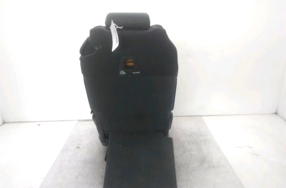 Siège arrière gauche Peugeot 5008 (0U_, 0E_) 1.6 bluehdi 120 (2014-2017) 5 portes occasion