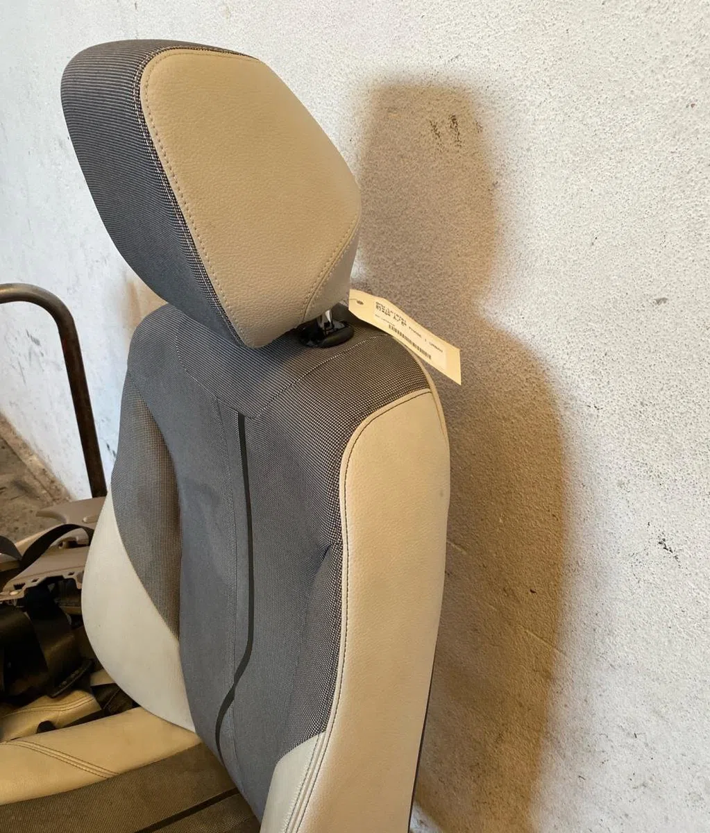 Siège avant droit Bmw 1 (F20) 116 i (2015-2019) occasion