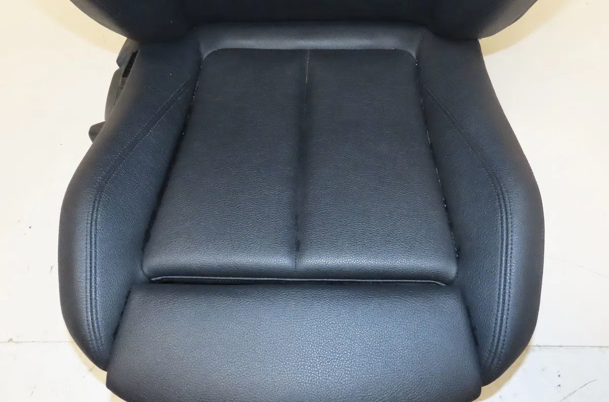 Siège avant droit Bmw 1 (F20) 118 d (2011-2015) occasion