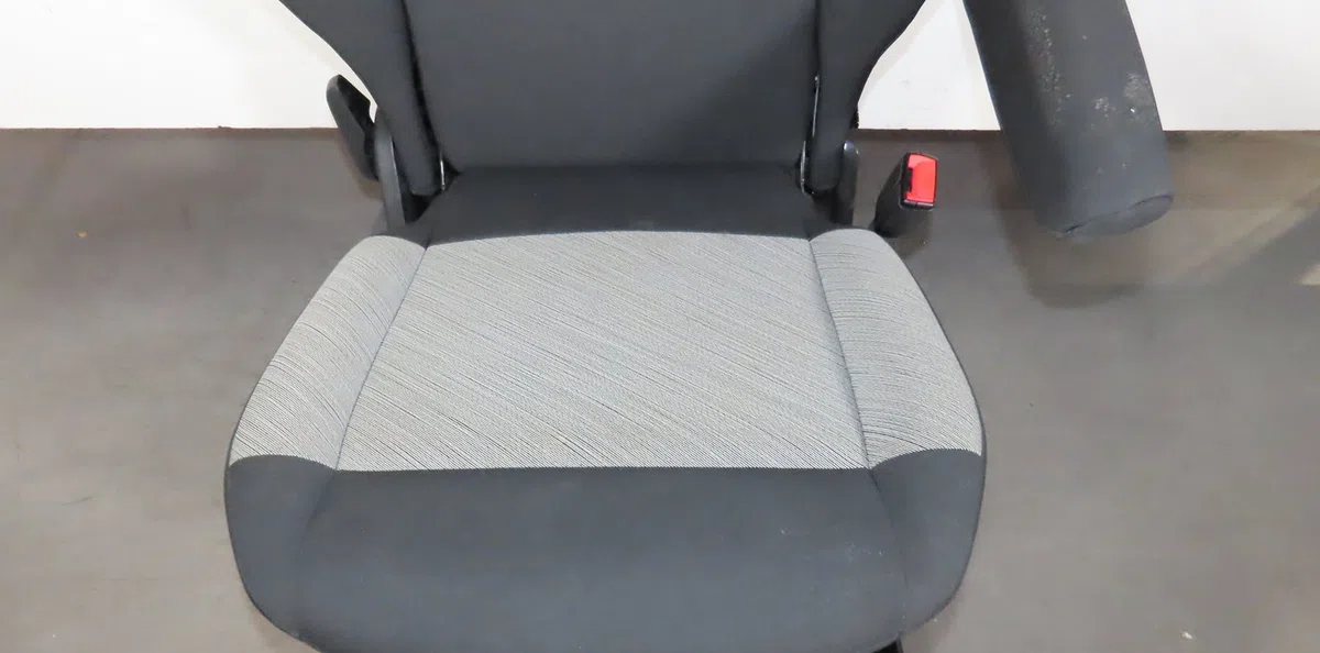 Siège avant droit Citroën BERLINGO (ER_, EC_) 1.5 bluehdi 130 (ecyhzj, ecyhzr) (2018) occasion