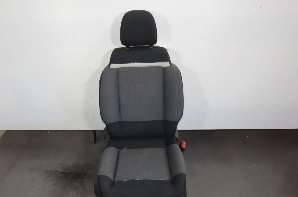 Siège avant droit Citroen C3 AIRCROSS II (2R_, 2C_) 1.2 puretech 130 (2rhnyh) (2017) occasion