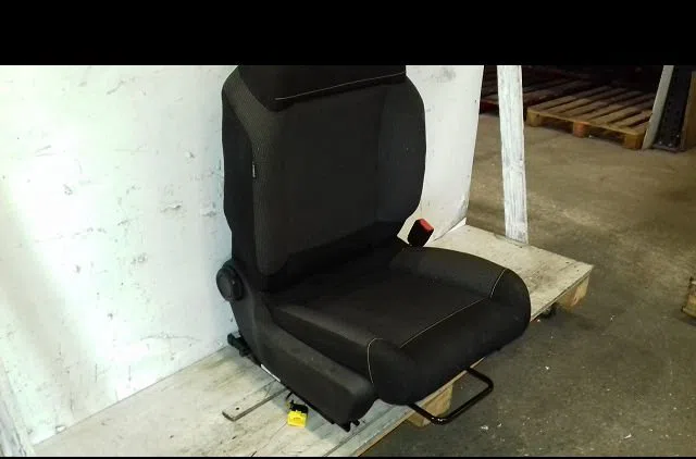Siège avant droit Citroën C3 III (SX) 1.2 puretech 82 (2018) 5 portes occasion