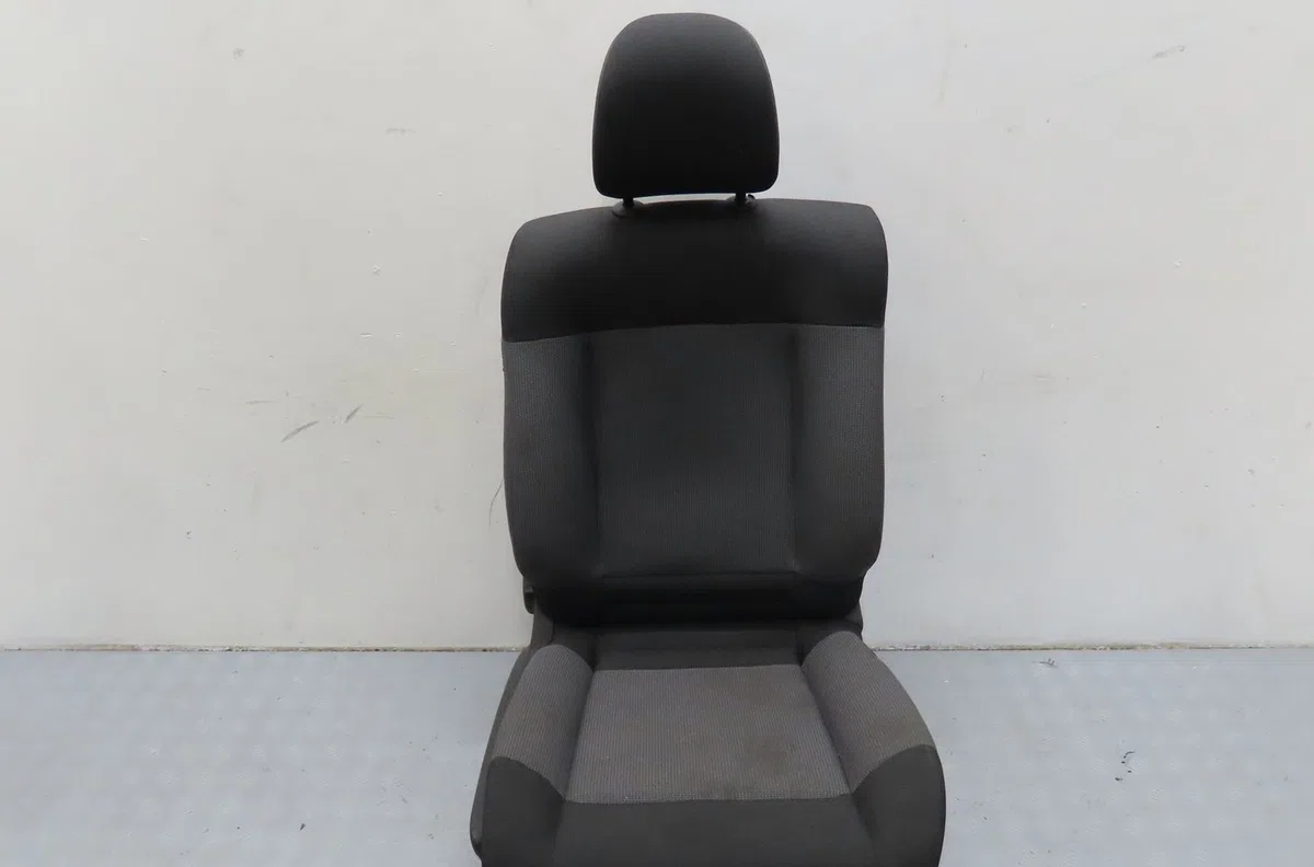 Siège avant droit Citroen C4 CACTUS 1.2 thp 110 (2014) occasion