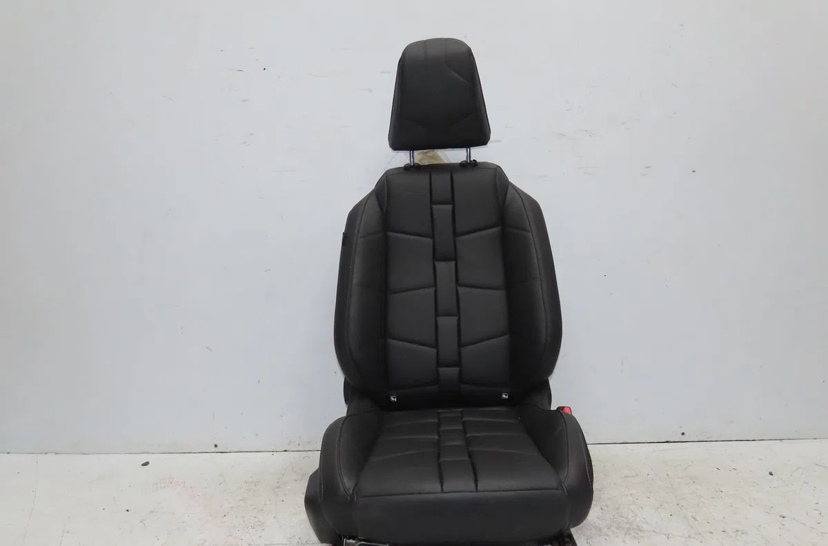 Siège avant droit Ds DS 3 CROSSBACK (UR_, UC_, UJ_) 1.2 puretech 130 (2018) occasion