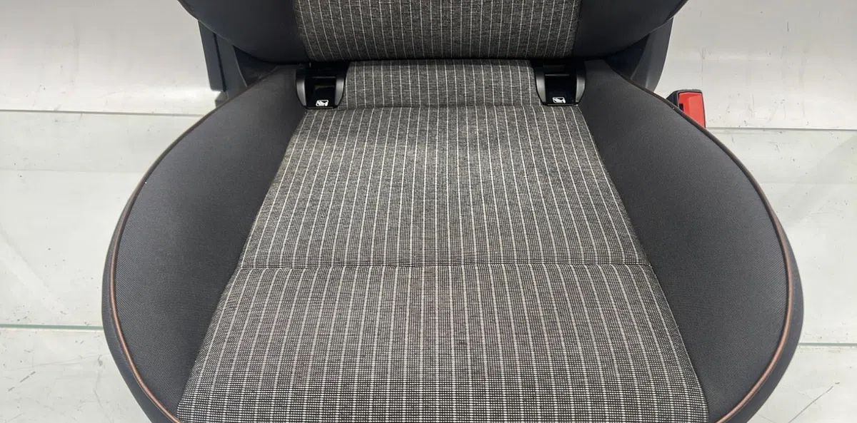 Siège avant droit FIAT 500E occasion
