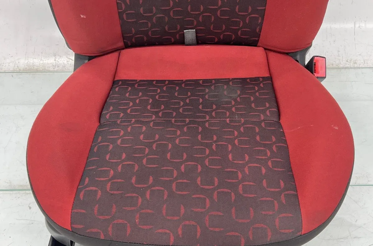 Siège avant droit FIAT DOBLO 2 PHASE 1 occasion