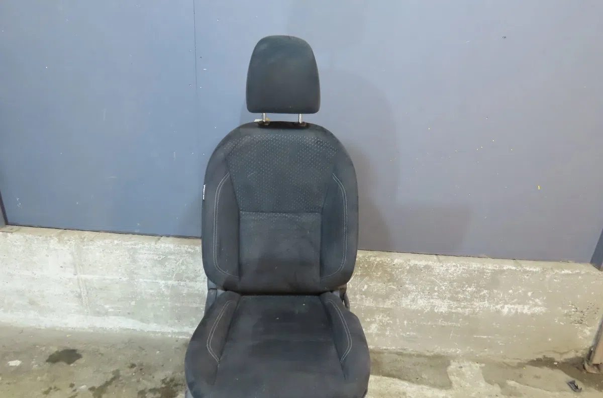 Siège avant droit NISSAN NP300 2016 occasion