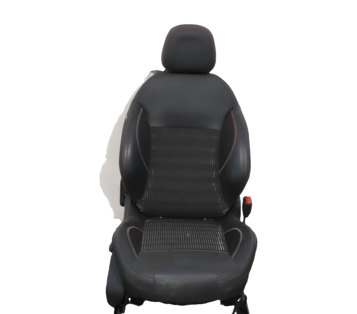 Siège avant droit Peugeot 2008 I (CU_) 1.5 bluehdi 100 (2018) occasion