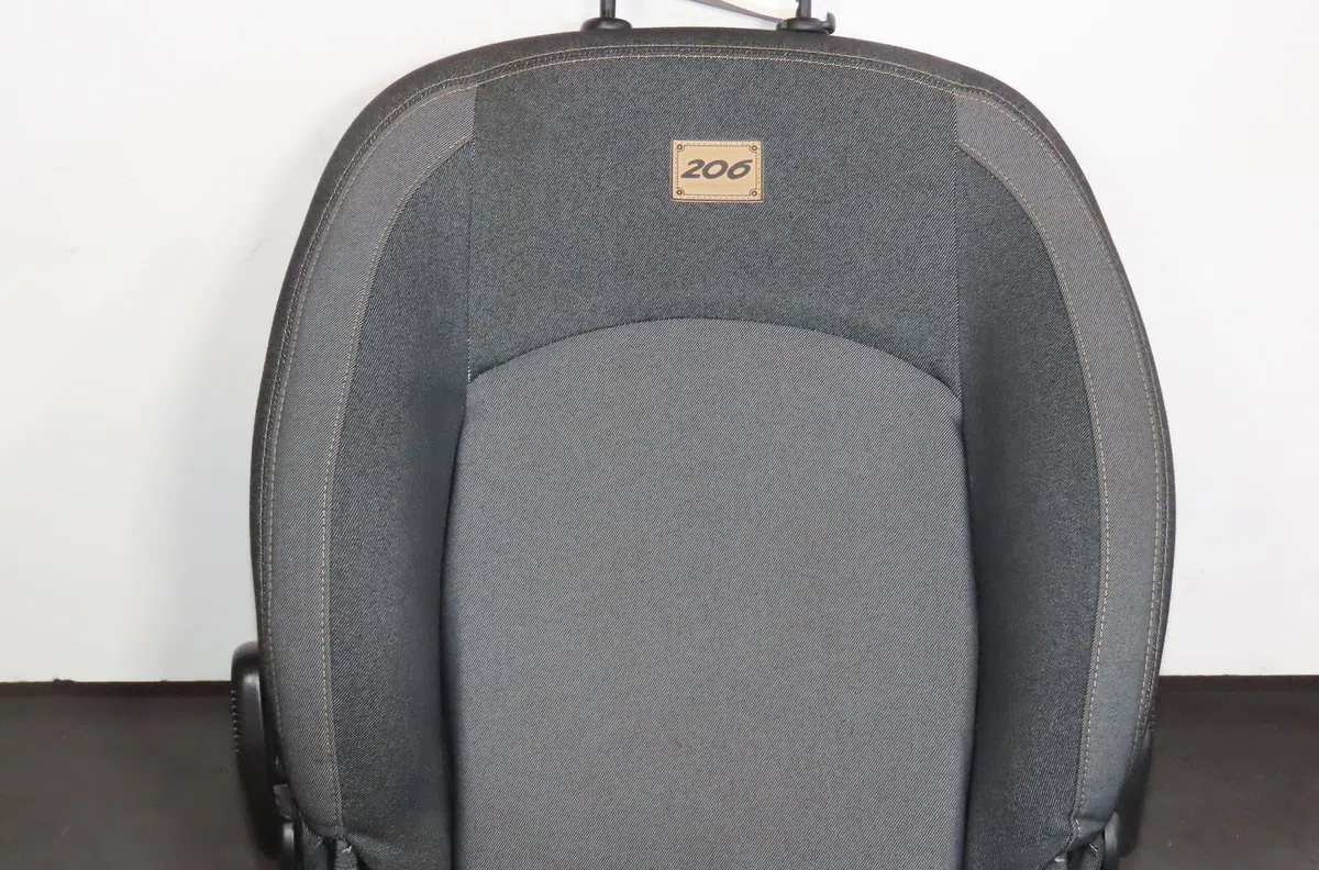 Siège avant droit Peugeot 206 (2L_, 2M_) 1.4 hdi eco 70 (2009-2013) 5 portes occasion