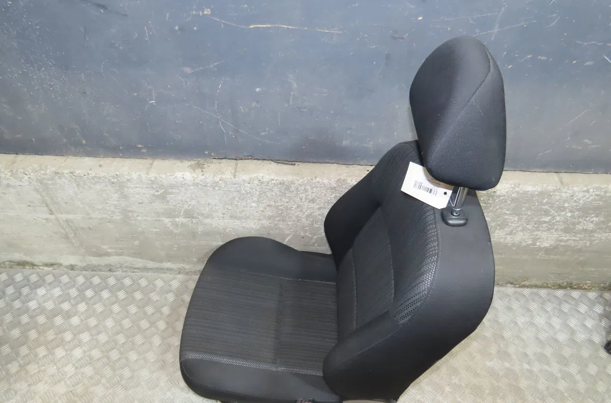 Siège avant droit Peugeot 207 CC (WD_) 1.6 hdi (2007-2015) occasion