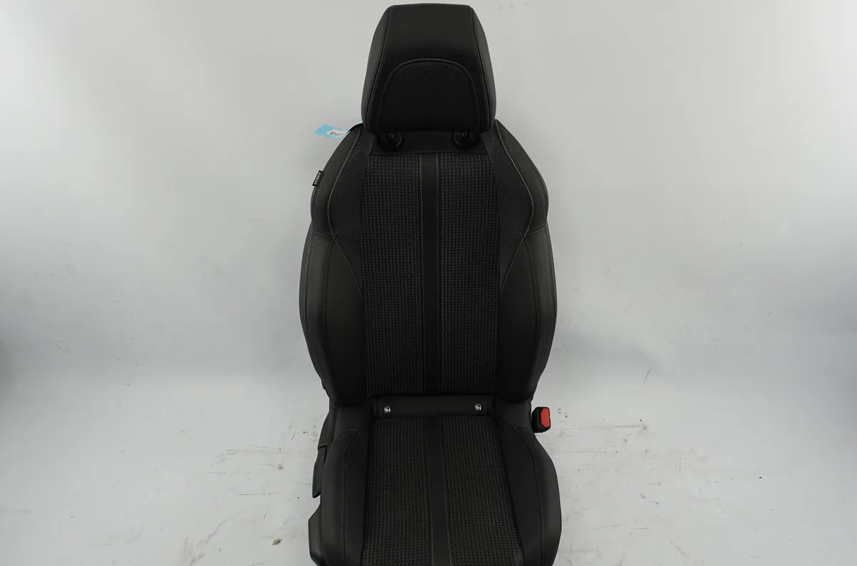 Siège avant droit Peugeot 208 II (UB_, UP_, UW_, UJ_) 1.2 puretech 100 (2019) 5 portes occasion