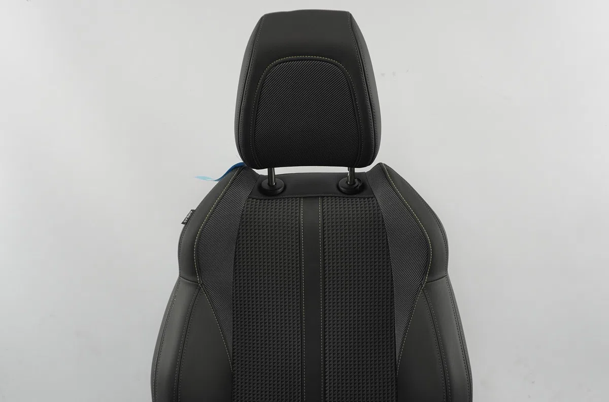 Siège avant droit Peugeot 208 II (UB_, UP_, UW_, UJ_) 1.2 puretech 100 (2019) 5 portes occasion