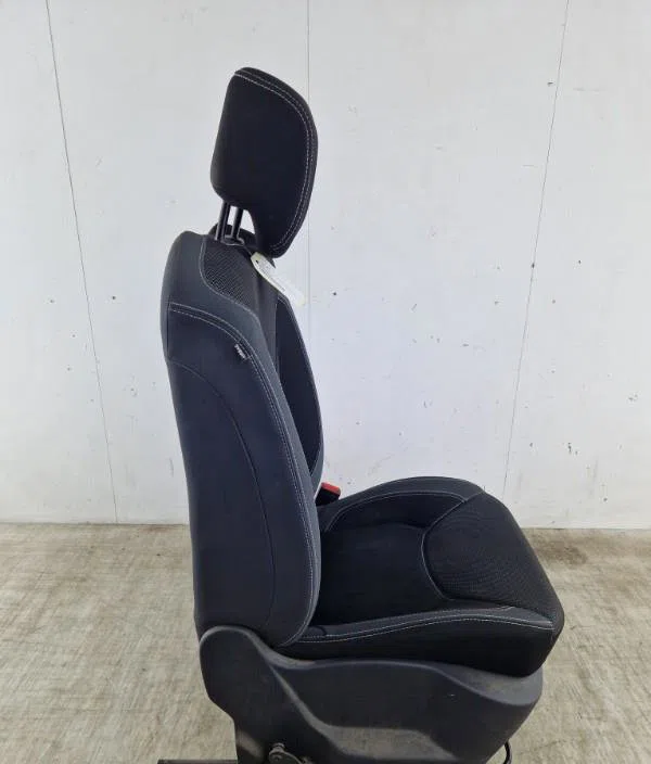 Siège avant droit RENAULT CLIO 4 PHASE 2 occasion