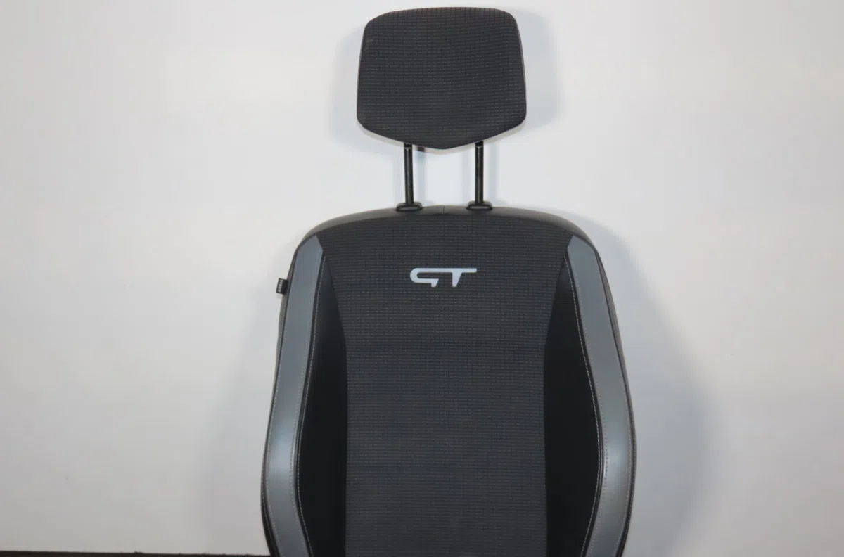 Siège avant droit Renault CLIO III (BR0-1, CR0-1) 1.5 dci (br0h, cr0h, cr1s, br1s) (2005-2014) 3 portes occasion