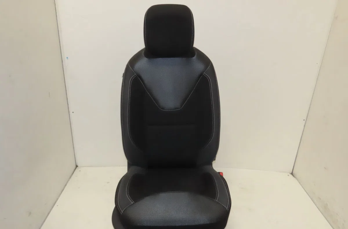 Siège avant droit Renault CLIO IV (BH_) 0.9 tce 90 (2012) 5 portes occasion