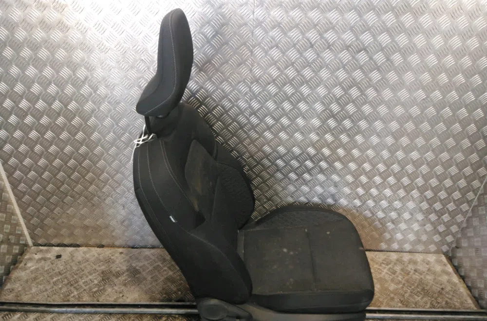 Siège avant droit Renault CLIO V (B7_) 1.5 blue dci 100 (b7ad) (2021) occasion