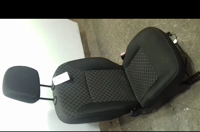 Siège avant droit Renault KANGOO Express (FW0-1_) 1.5 dci 75 (fw07, fw10, fw04) (2010) 4 portes occasion