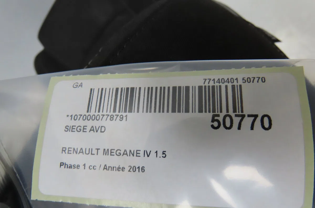 Siège avant droit Renault MEGANE IV 3-5 portes (B9A-M-N_) 1.5 dci 110 (b9a3) (2015) occasion