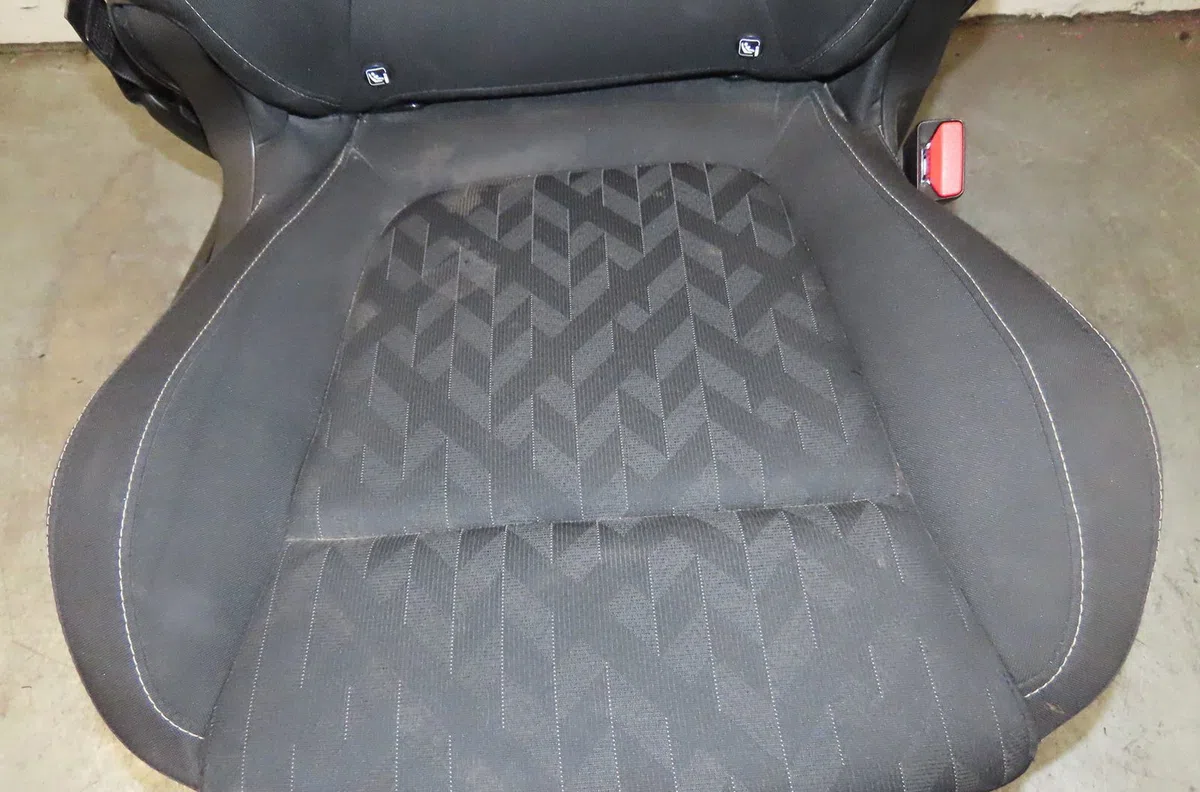Siège avant droit RENAULT SCENIC IV  1.3 TCe 140ch occasion