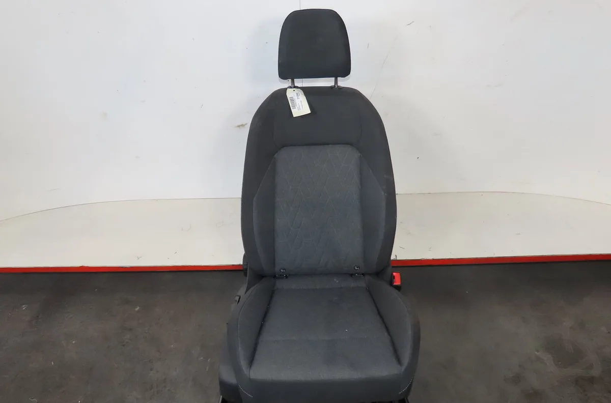 Siège avant droit Volkswagen GOLF VIII (CD1) 1.5 etsi (2019) occasion