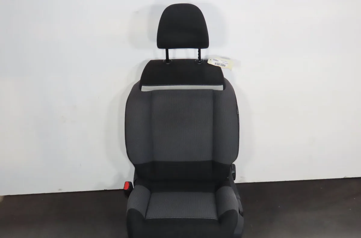 Siège avant gauche Citroën C3 AIRCROSS II (2R_, 2C_) 1.2 puretech 110 (2rhnzb, 2rhnzw, 2rhnpx, 2rhnpj) (2017) occasion