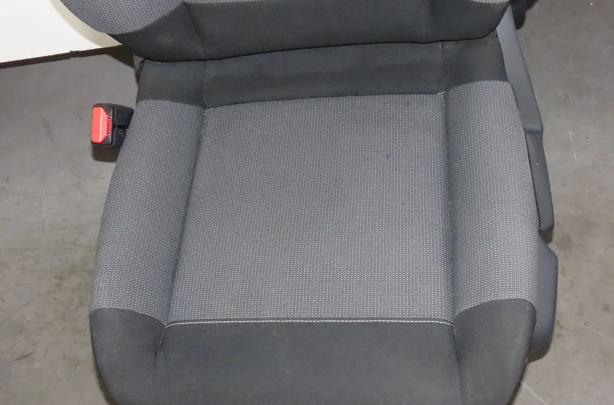 Siège avant gauche Citroën C3 AIRCROSS II (2R_, 2C_) 1.2 puretech 110 (2rhnzb, 2rhnzw, 2rhnpx, 2rhnpj) (2017) occasion