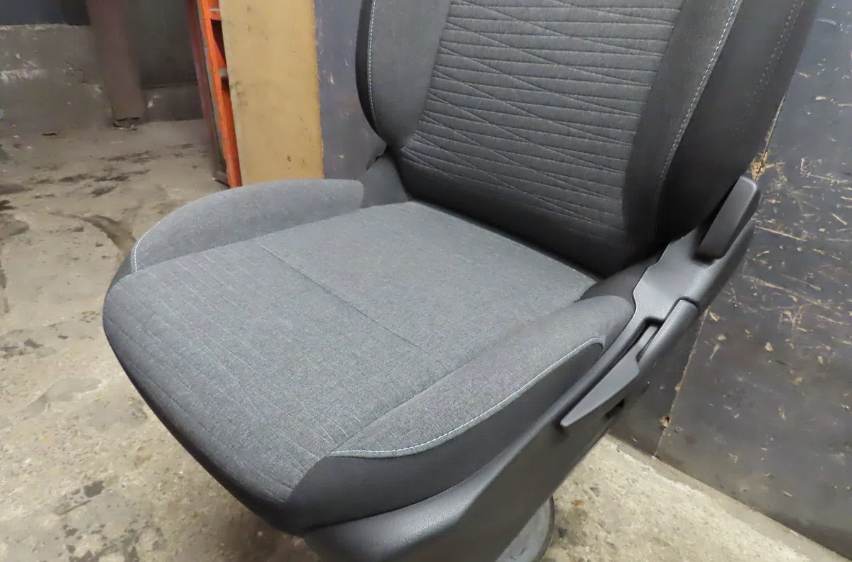 Siège avant gauche CITROEN C3 PICASSO 2017 occasion