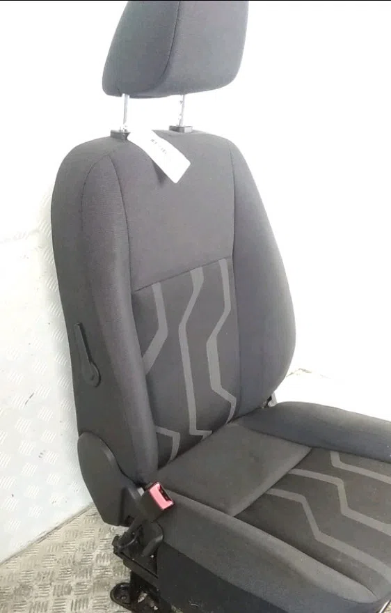 Siège avant gauche Ford TRANSIT CONNECT V408 Camionnette-Monospace 1.5 tdci (2015) occasion