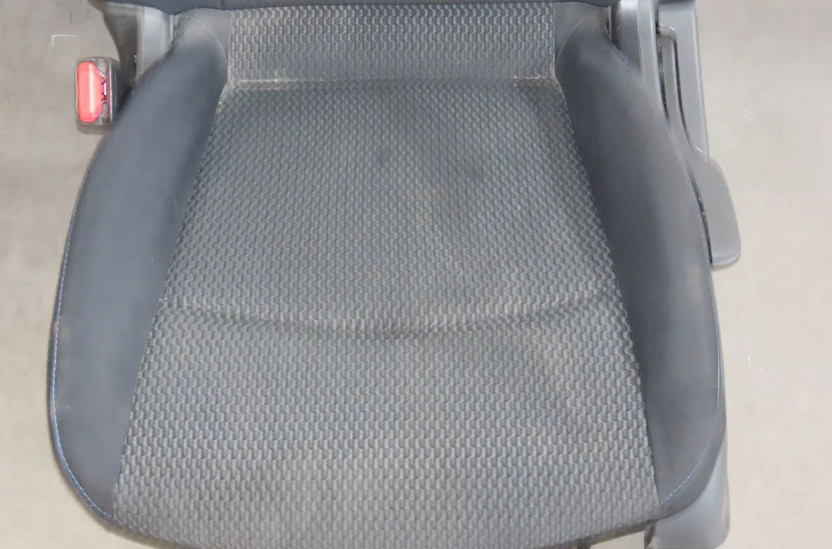 Siège avant gauche Nissan LEAF (ZE0) Electric (2010) occasion